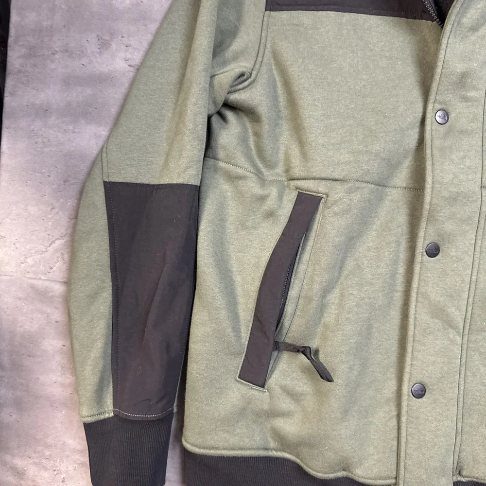 The North Face Men's Highrail Fleece Jacket olive green Hooded Snap & Zip Med